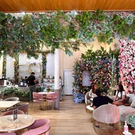 Flora de Cafe ฟลอร่าดิคาเฟ่ รามอินทรา 14