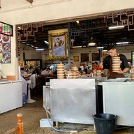 เรือนไทยติ่มซำ Trang