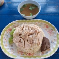 เฮงข้าวมันไก่ ลาดกระบังซอย 6