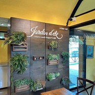 Jardin d'été Gelato and Dessert Cafe