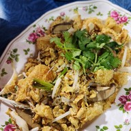 พัฒน์ ราดหน้าหมูนุ่ม