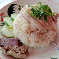 จรข้าวมันไก่เบตง