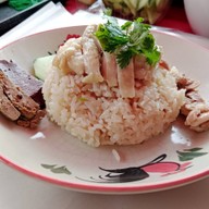 จรข้าวมันไก่เบตง