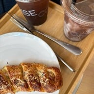 RISE COFFEE มาร์เช่ ทองหล่อ
