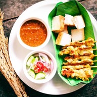 เมนูของร้าน หมูสะเต๊ะ&หมูปิ้งโกบอยนกธันวามีตังพันล้านสูตรโบราณสาขาแรกเจ้าเก่าเยาวราช เจ้าเก่าเยาวราช สาขาแรก