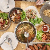 ชุส้มตำยำรสเด็ด