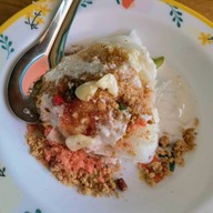 เมนูของร้าน ขนมจีน หน้าสถานีกาชาด