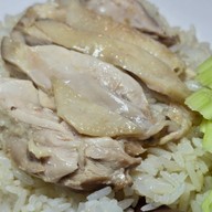 ข้าวมันไก่ เจ๊อ้วน เสนานิคม
