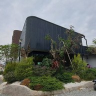 หน้าร้าน 361 THREE SIX ONE (Roi et) ร้อยเอ็ด