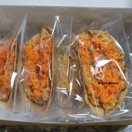 เมนูของร้าน เบญจ ขนมเบื้องไทย