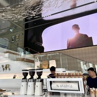 % Arabica ยูโอบีพลาซ่า