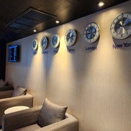 บรรยากาศ Miracle Lounge