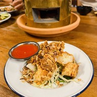 ไชโย หมูจุ่ม ส้มตำ เนื้อย่าง บรรทัดทอง