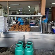 หน้าร้าน ก๋วยจั๊บน้ำใส บางคล้า หน้าค่ายทหาร