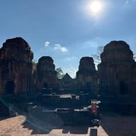 บรรยากาศ ปราสาทเมืองต่ำ