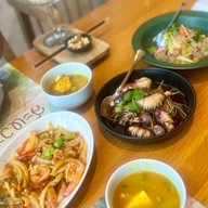 สะหวา Sawa Restaurant