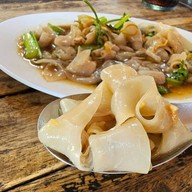 ก๋วยเตี๋ยวเป็ดสะพานเหลือง สาขา 2 พระราม2ซ.5