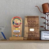 กาแฟออแกนิค มัทฉะ เลือกเมล็ดกาแฟได้ ขนมปังปิ้ง DIVE COFFEE ROASTER กรุงเทพมหานคร