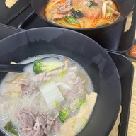 ชวง ชวง เว่ย หม่าล่าเสฉวน สามย่าน