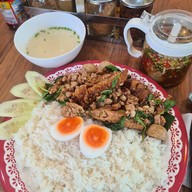 เมนูของร้าน รุ่มรวยก๋วยเตี๋ยวไก่ สาขาปั๊มบางจาก-บางนา กม.5