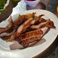 ร้านลาบแม่อุทัย