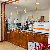 Marrone cafe & Garden Bar