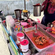 คุณป้าน้ำชง BTS สนามเป้า Exit 3