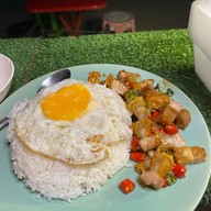 คนบ้าหมูกรอบ -