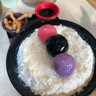 Sweet Circle บัวลอยงาดำ 30 ปี ปทุมวัน