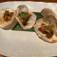 nahm โรงแรมโคโม เมโทรโพลิแทน กรุงเทพฯ