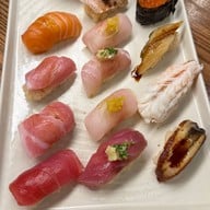 MAGURO Sushi ชิค รีพับบลิค ราชพฤกษ์