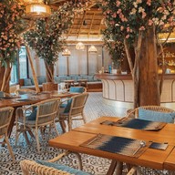 บรรยากาศ The Egg Bar & Restaurant