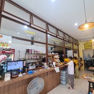 บรรยากาศ รุ่มรวยก๋วยเตี๋ยวไก่ สาขาปั๊มบางจาก-บางนา กม.5