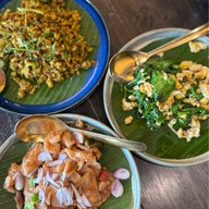 ร้านขมักขมิ้น