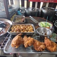ข้าวมันไก่ศรีวัย ( ข้างโรงแรมสีหราช )