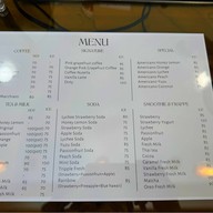 Marrone cafe & Garden Bar