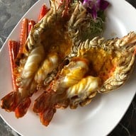 กินกับก้อย โดย ก้อยมหาชัยซีฟู้ดส์