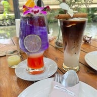 บ้านสวนพาฝัน