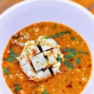 ปลาตอง-เตี๋ยวลูกชิ้นยักษ์,ต้มยำน้ำข้นไข่ออนเซน หนองขาว-กาญจนบุรี