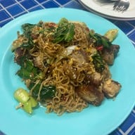 เมนูของร้าน ลาบสุวรรณ ซอยวัดไผ่ตัน