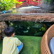 บรรยากาศ Carp cafe' sriracha