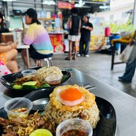เจ้พัช ตำ ยำ ย่าง ตลาดสิริทรัพย์