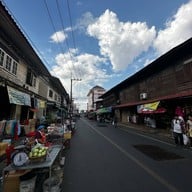 ถนนคนเดินเขมราฐ