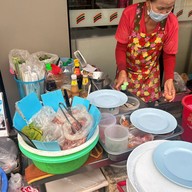 อาหารตามสั่ง ซอยลือชา