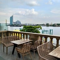 บรรยากาศ Banana Leaf เทอมินอลพระราม3