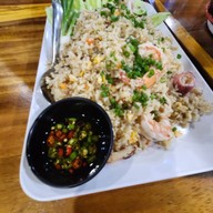 เมนูของร้าน ท่าเรือลุงหมีซีฟู้ด