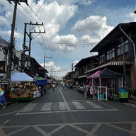 ถนนคนเดินเขมราฐ