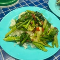 เมนูของร้าน ลาบสุวรรณ ซอยวัดไผ่ตัน