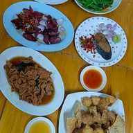 ร้านข้าวต้มเจ็กเลี้ยง