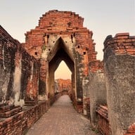 ปราสาทนครหลวง